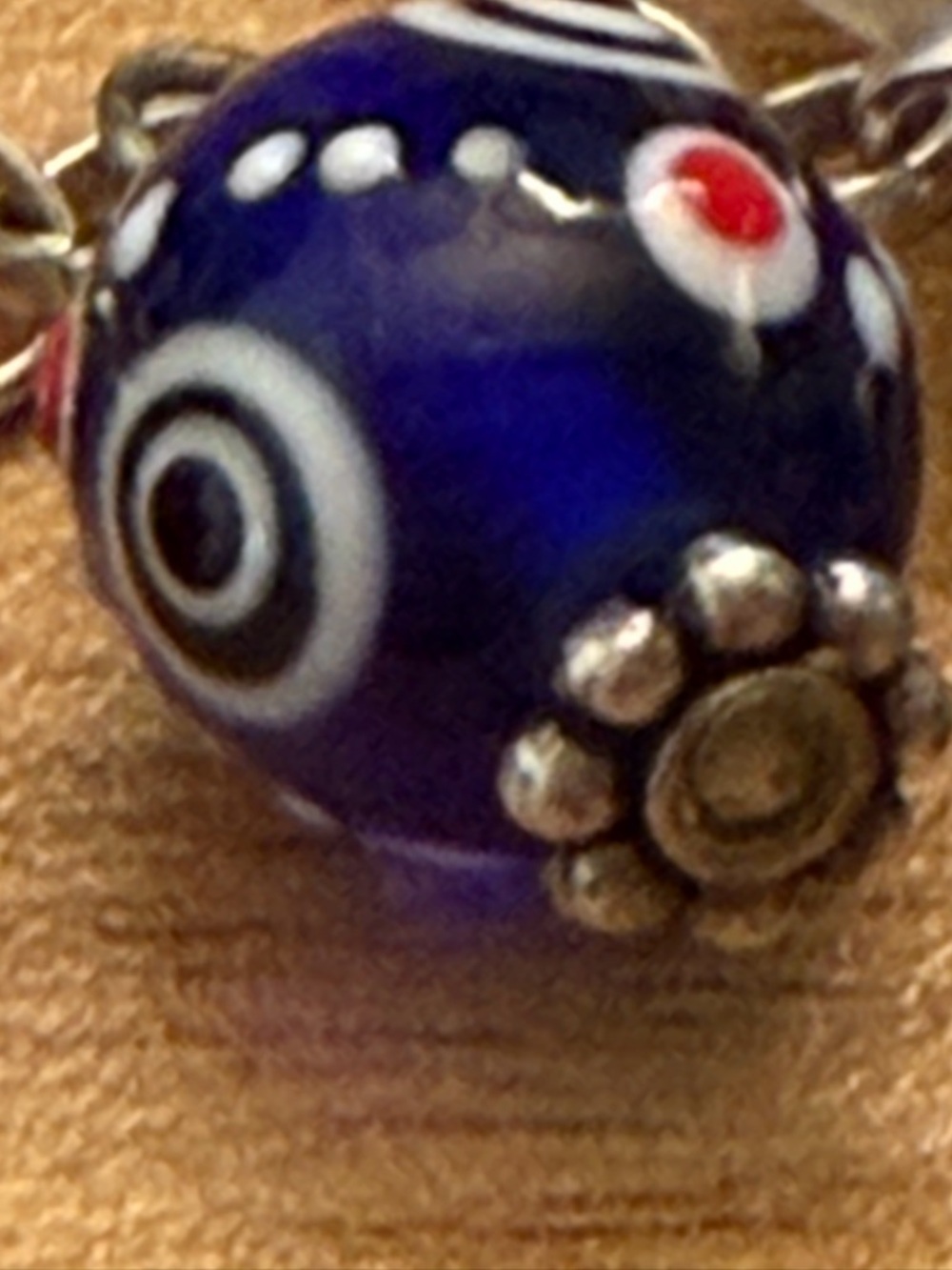 Amazing sterling silver art glass charm bracelet - Picture 5 of 12
